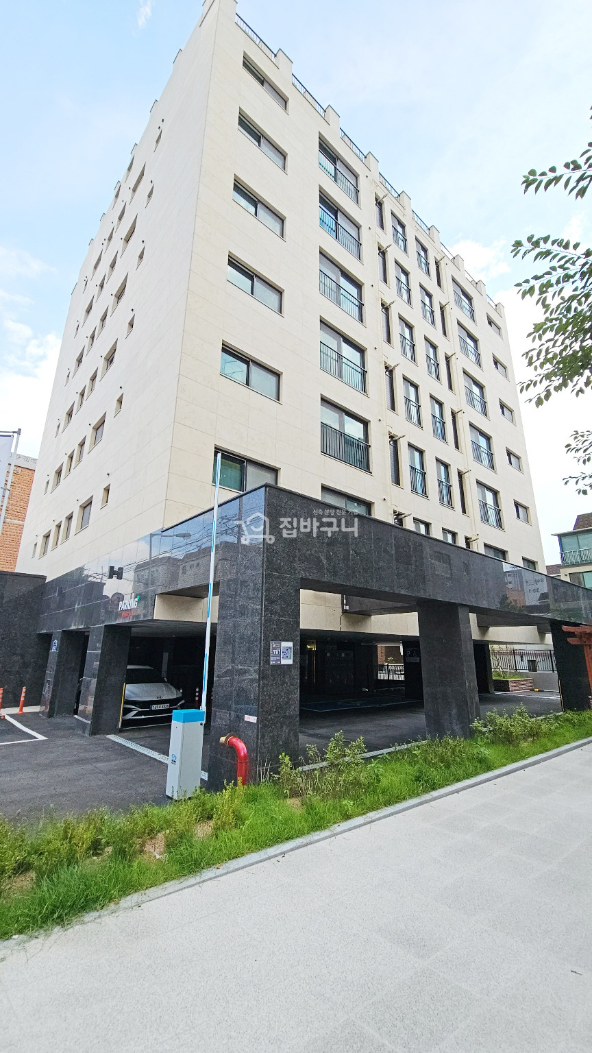 경기 부천원미구 역곡동 [역세권] 역곡역 도보 7분! 학군 인프라가 뛰어난 부천 3룸~ 분양 매물번호 12837 사진 1