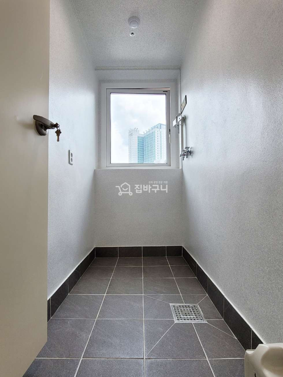서울 관악구 신림동 [분양완료] 신림역 도보 2분! 각 방마다 시스템에어컨 설치! 3룸 같은 2룸~ 분양 매물번호 12831 사진 11