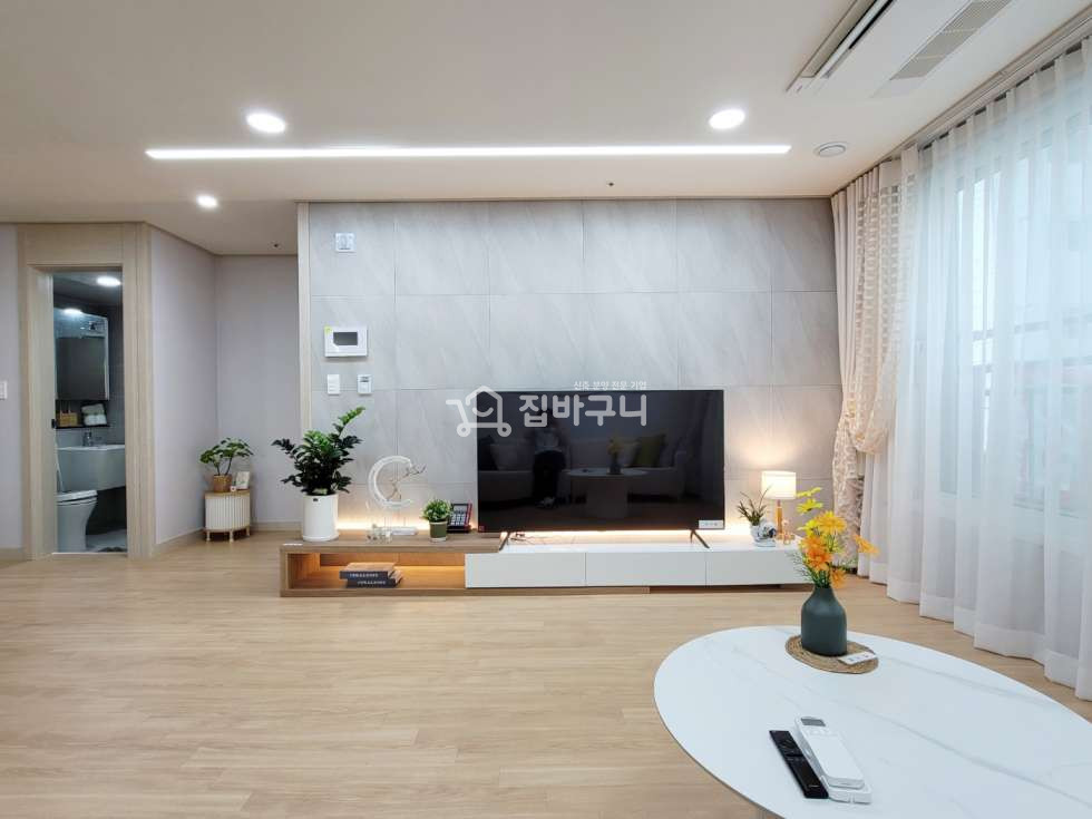 경기 안양만안구 안양동 [역세권] 100% 자주식 주차시설! 공간감이 뛰어난 안양 3룸~ 분양 매물번호 12830 사진 4