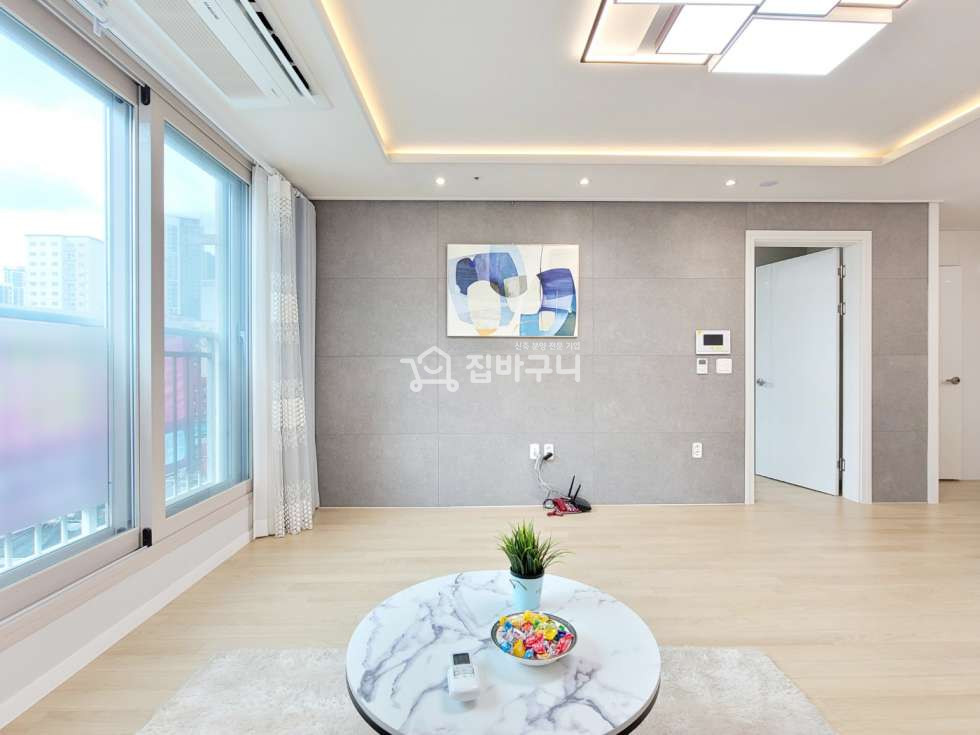 경기 안양만안구 안양동 전층 막힘 없는 뻥뚫린뷰~ 안양 학세권 대형 4룸! 분양 매물번호 12828 사진 2