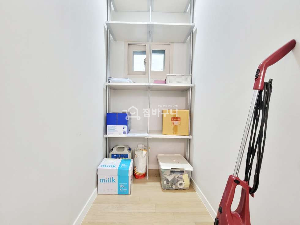 경기 안양만안구 안양동 전층 막힘 없는 뻥뚫린뷰~ 안양 학세권 대형 4룸! 분양 매물번호 12828 사진 8