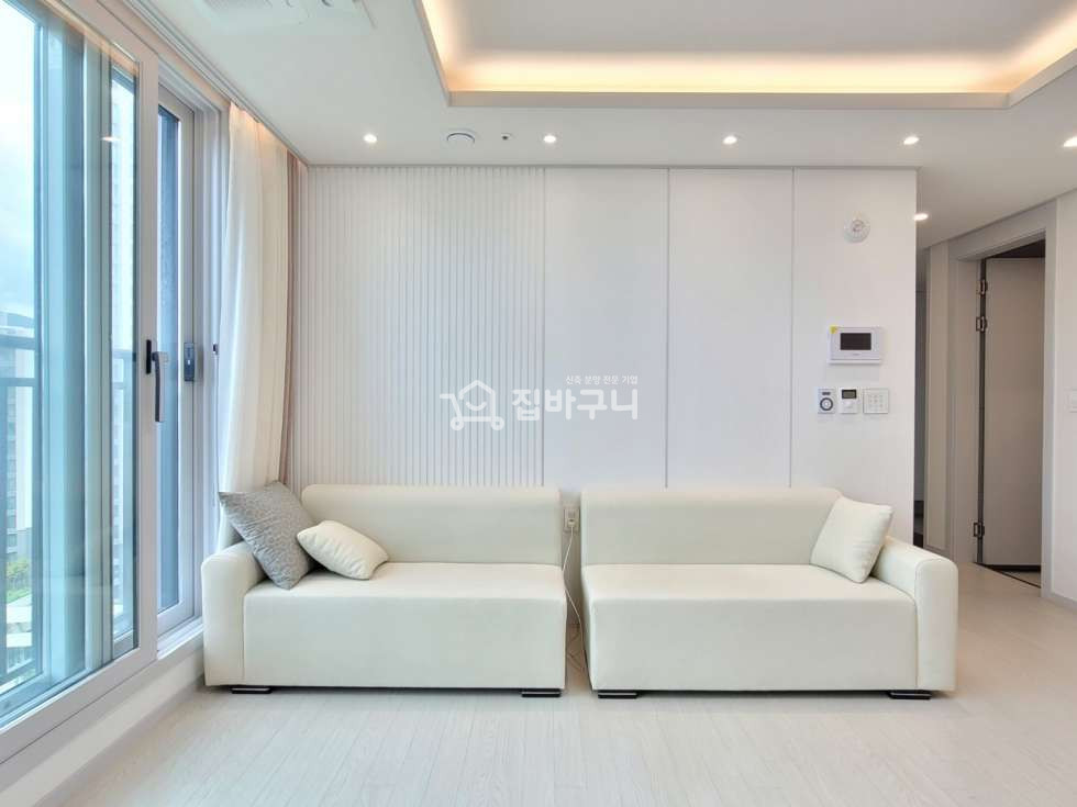 경기 안양만안구 안양동 [역도보가능] 고급스러운 대리석 인테리어~ 안양 도시형아파트 3룸! 분양 매물번호 12827 사진 4