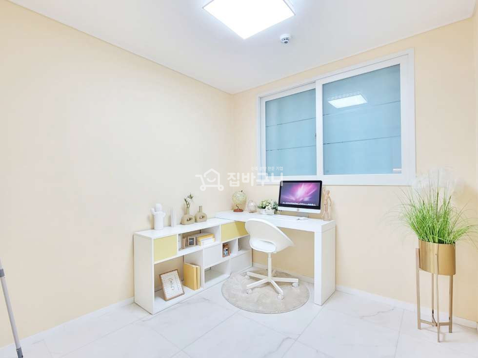 경기 안산상록구 사동 탁트인 놀이터 조망! 전세대 시스템에어컨 2대~ 안산 3룸 분양 매물번호 12807 사진 10