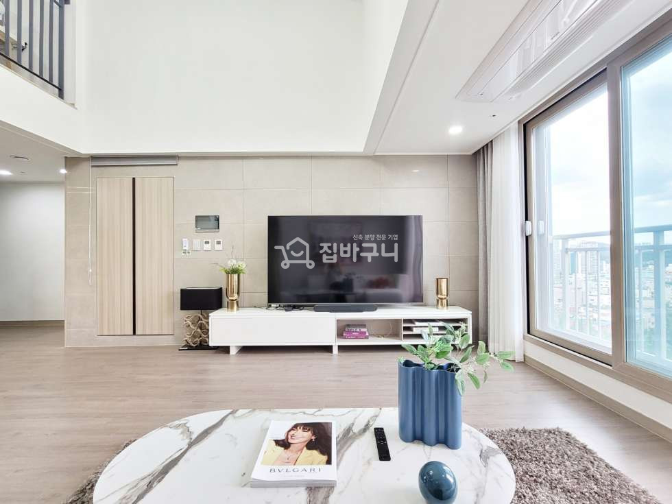 서울 금천구 독산동 숲세권 채광좋은 서울 복층 아파트! 여유공간과 학세권까지 갖춰져있어요~ 분양 매물번호 12806 사진 6