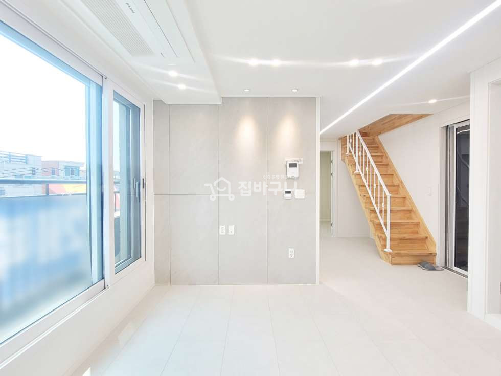 경기 안산상록구 본오동 현대식 인테리어~ 넓은 테라스가 있는 안산 2룸 복층! 분양 매물번호 12794 사진 5