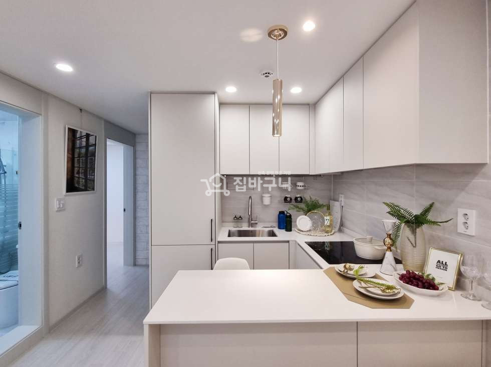 서울 금천구 독산동 [White Design] 깔끔한 인테리어가 돋보이는 서울 2룸! 분양 매물번호 12403 사진 5