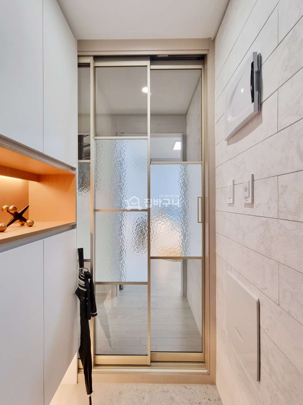 서울 금천구 독산동 [White Design] 깔끔한 인테리어가 돋보이는 서울 2룸! 분양 매물번호 12403 사진 11
