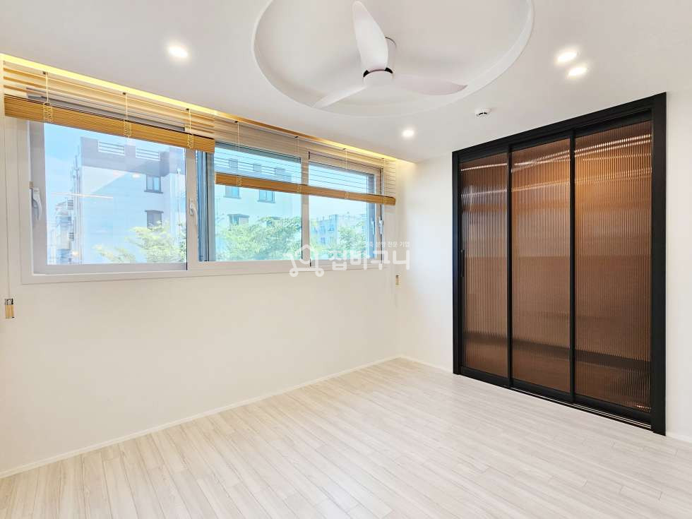 경기 평택시 용이동 [인증매물] 폴리싱타일 시공 & 전세대 시스템에어컨! 평택 2룸 분양 매물번호 12771 사진 11