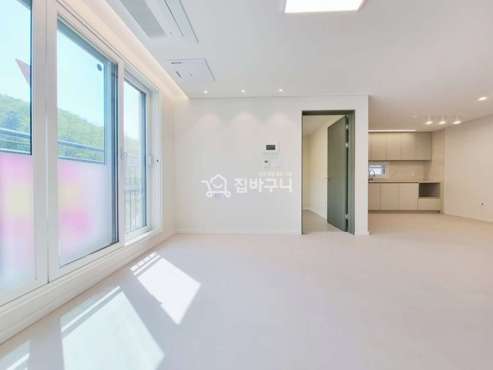 인천 미추홀구 문학동 대형 테라스가 무려 2개?! 넓은 생활공간으로 누리는 여유~ 인천 4룸! 분양 매물번호 12435 사진 5