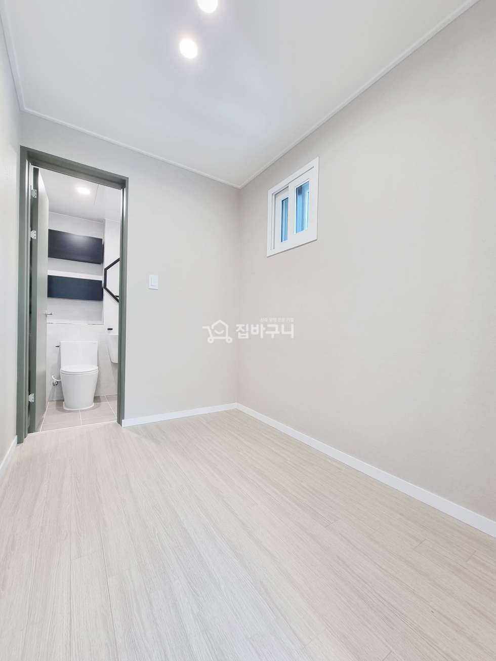 인천 미추홀구 문학동 대형 테라스가 무려 2개?! 넓은 생활공간으로 누리는 여유~ 인천 4룸! 분양 매물번호 12435 사진 9