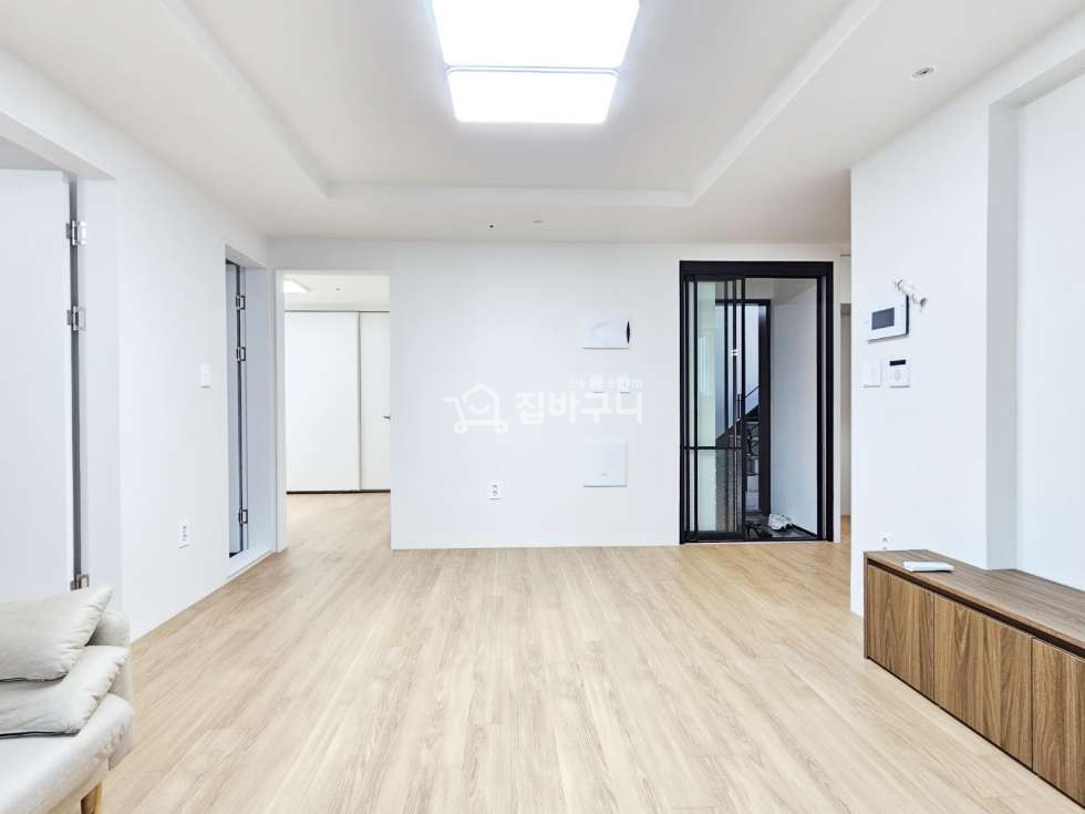 서울 관악구 신림동 [인증매물] 출퇴근 원활 & 학세권! 인프라가 좋은 서울 3룸 분양 매물번호 12770 사진 5