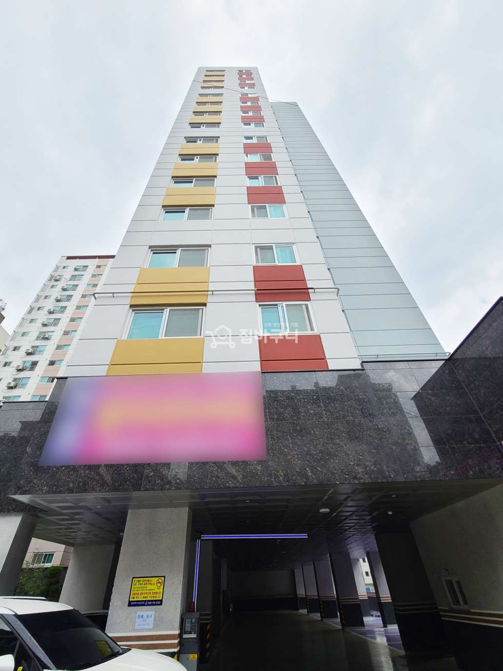 경기 부천소사구 심곡본동 [역세권] 부천역 도보 5분! 전세대 막힘없는 조망~ 3룸 분양 매물번호 12757 사진 1
