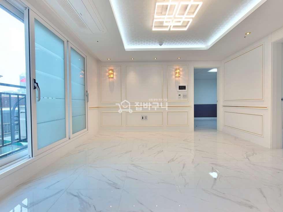 경기 부천원미구 약대동 고급진 인테리어로 눈호강! 최상의 옵션으로 즐거운 생활보장까지~ 부천 3룸 분양 매물번호 12511 사진 2