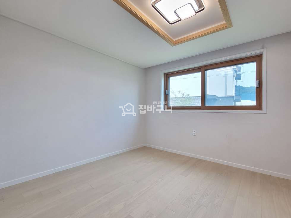 경기 화성만세구 향남읍 행정리 도심속 전원주택! 야외테라스까지~ 화성 3룸 분양 매물번호 12510 사진 16
