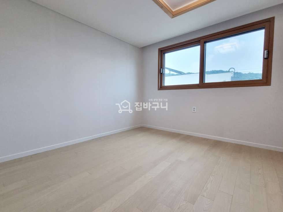 경기 화성만세구 향남읍 행정리 도심속 전원주택! 야외테라스까지~ 화성 3룸 분양 매물번호 12510 사진 17