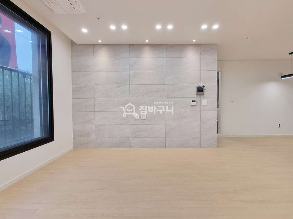 경기 수원장안구 연무동 도심 속 모든 인프라를 누릴 수 있는 이 곳! 수원 3룸 분양 매물번호 12505 사진 3
