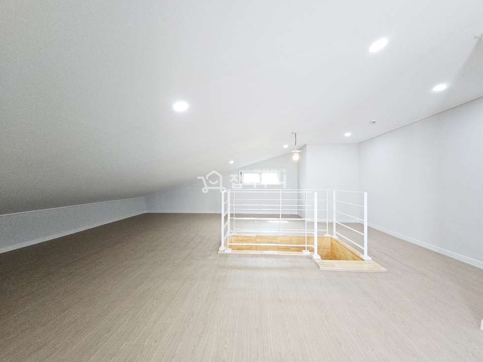 경기 안산상록구 본오동 [역세권] 쾌적한 공간감과 깔끔한 인테리어가 매력적인 사리역세권 3룸 복층! 분양 매물번호 12728 사진 13