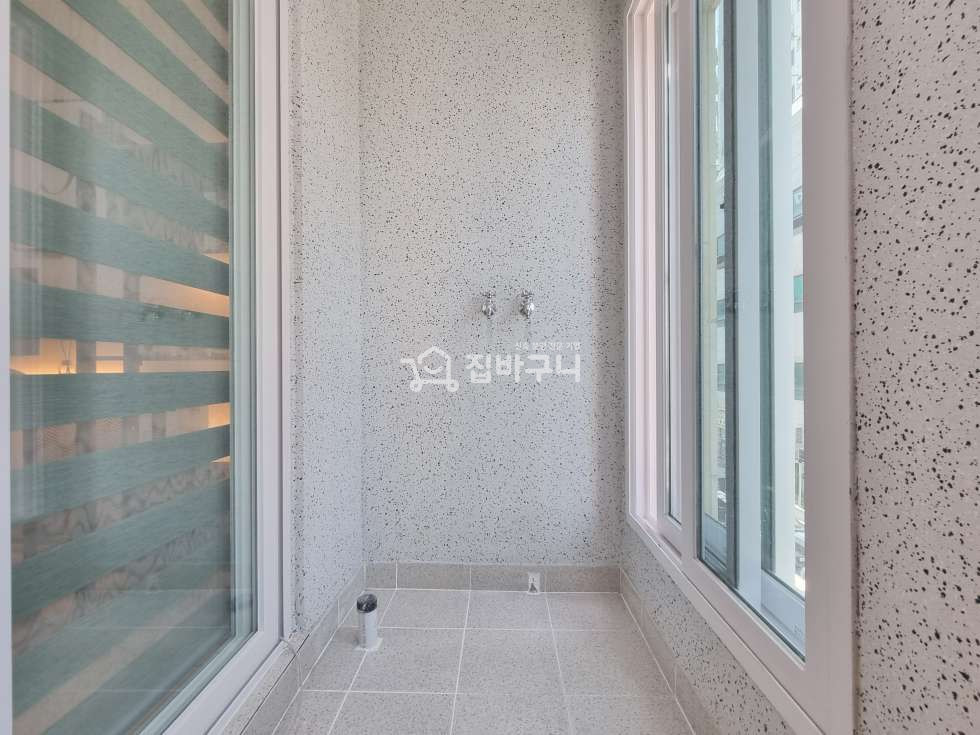 인천 미추홀구 숭의동 탁트인 전망과 넓은 거실이 돋보이는 인천 3룸 (+인프라는 덤!) 분양 매물번호 12497 사진 14