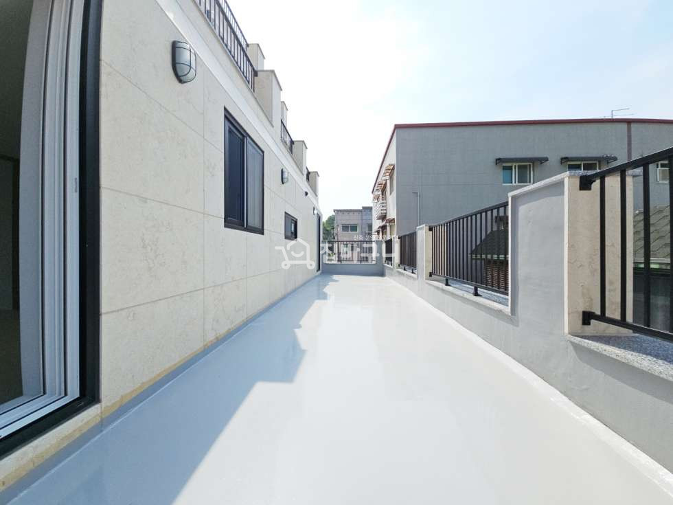 경기 안산상록구 본오동 [단독세대] 넓고 쾌적한 공간~ 친환경 자재사용한 안산 4룸! 분양 매물번호 12731 사진 1