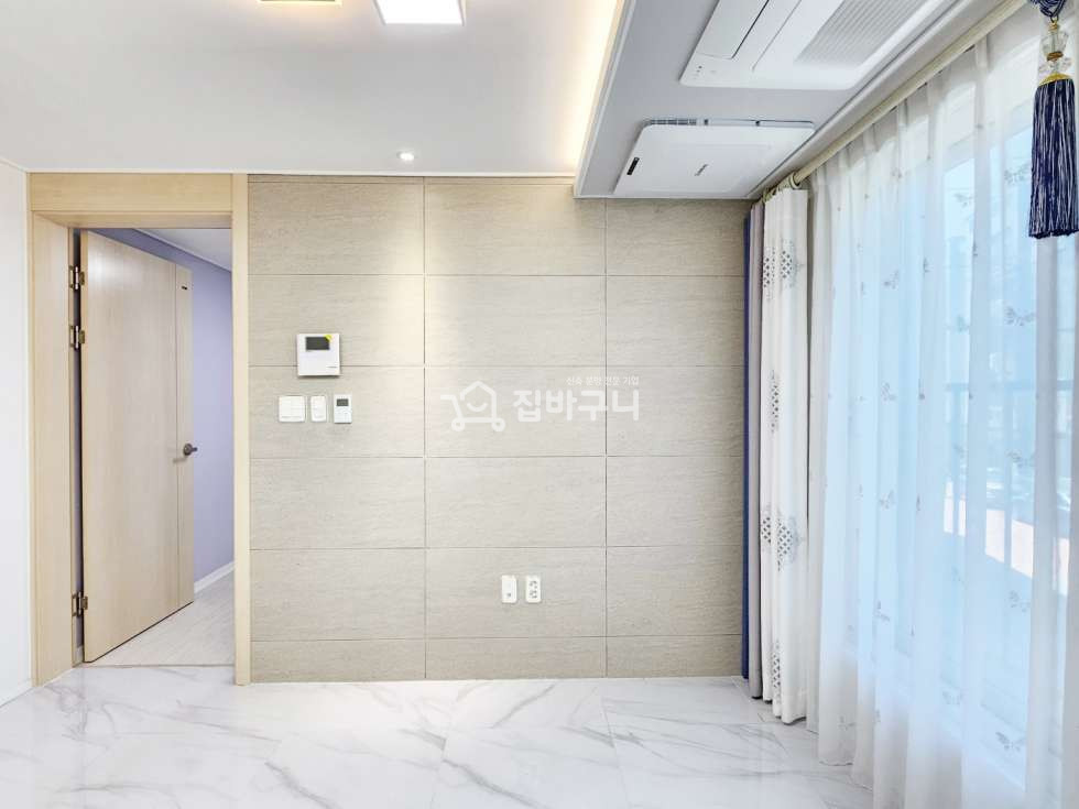 서울 금천구 독산동 [역세권] 구디역 도보 15분! 출퇴근 편리 & 혼자살기 너무 좋은 2룸~ 분양 매물번호 12715 사진 2