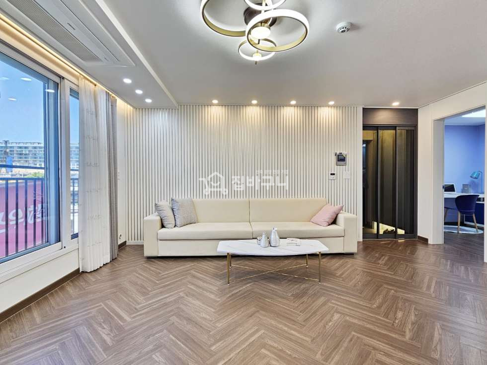 경기 부천오정구 삼정동 [숲세권] 화창한 날씨를 맘껏 느낄 수 있는 우리 집! 부천 3룸~ 분양 매물번호 12701 사진 3