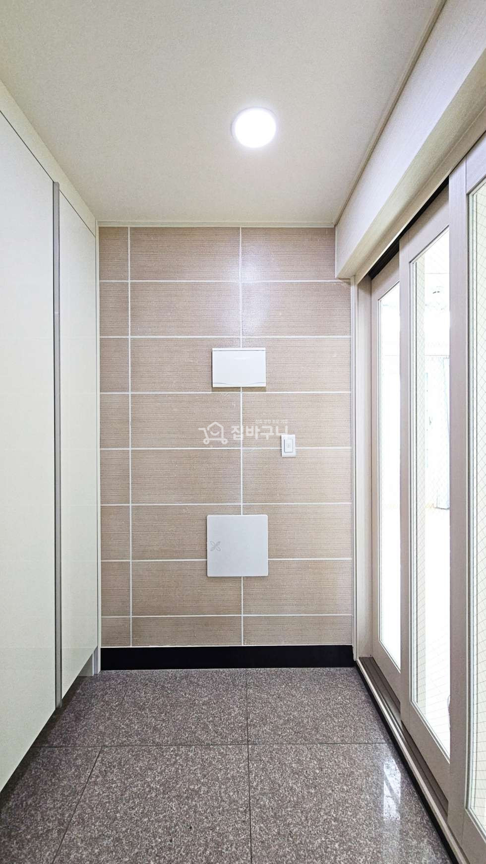 경기 안산상록구 부곡동 감각적인 최고급 인테리어가 돋보이는 안산 3룸! 분양 매물번호 12711 사진 15