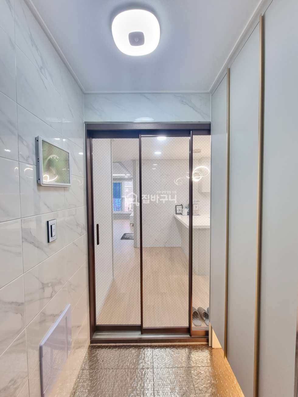 경기 안산단원구 선부동 [숲세권] 넓은 거실과 주방! 숲 속 조망을 볼 수 있는 안산 3룸~ 분양 매물번호 12535 사진 9
