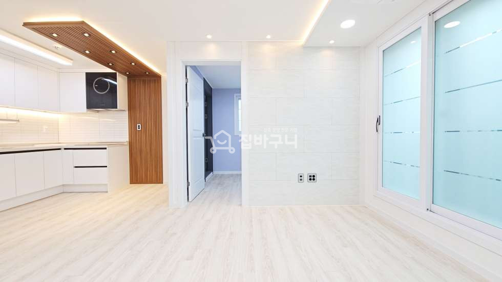 경기 안산상록구 일동 [초역세권] 상록수역세권 도보 4분! 깔끔한 인테리어가 돋보이는 안산 2룸 분양 매물번호 12693 사진 2