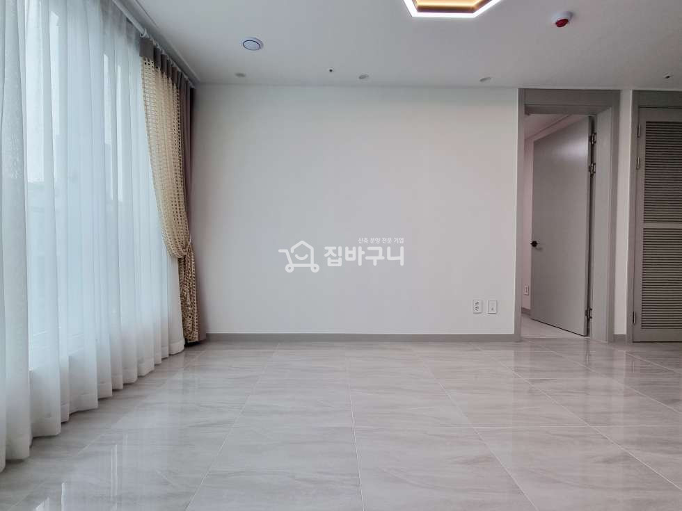인천 남동구 간석동 [초역세권] 간석오거리역 도보 1분! 복층로망의 꿈 실현~ 인테리어까지 갖춘 인천 3룸! 분양 매물번호 12527 사진 3