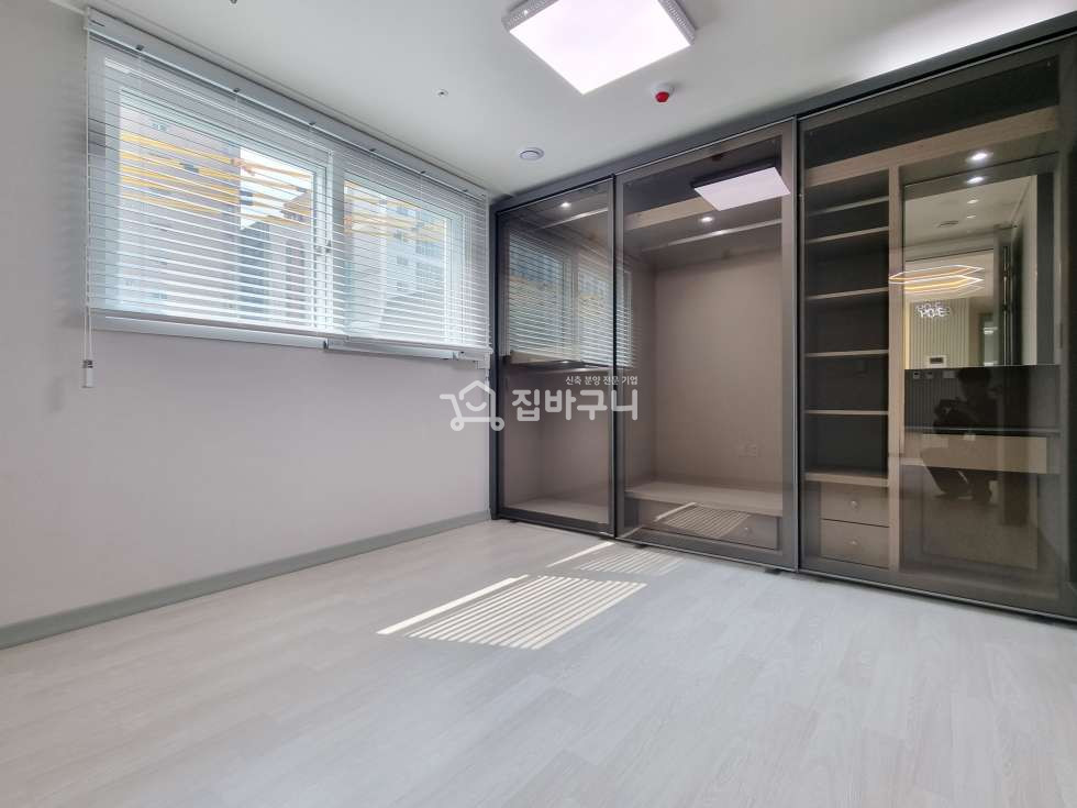 인천 남동구 간석동 간석오거리역 도보 1분! 보조 주방과 테라스도 있는 이 집으로 가자~♬ 분양 매물번호 12526 사진 10