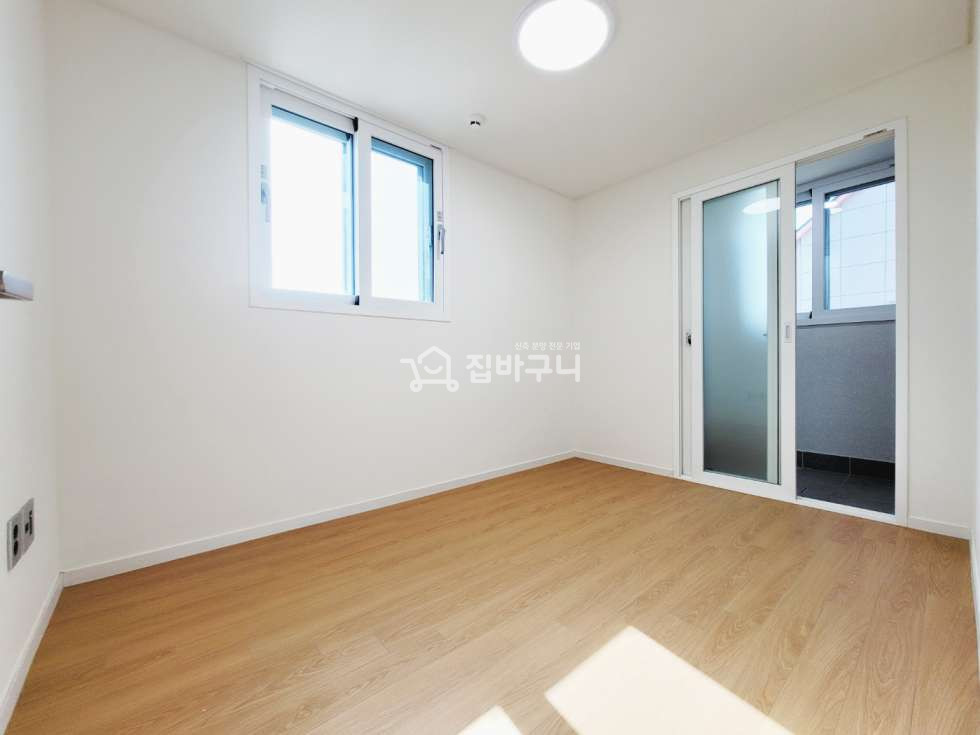 경기 수원팔달구 고등동 풀옵션 복층 아파트, 수원 도심 속 숨겨진 보석 분양 매물번호 12675 사진 13
