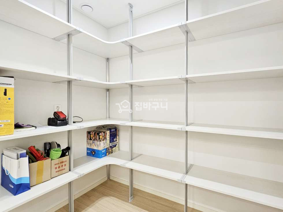 경기 안산단원구 선부동 §전세대 남향§넓은 팬트리 공간과 드레스룸까지! 안산 3룸 분양 매물번호 12655 사진 10