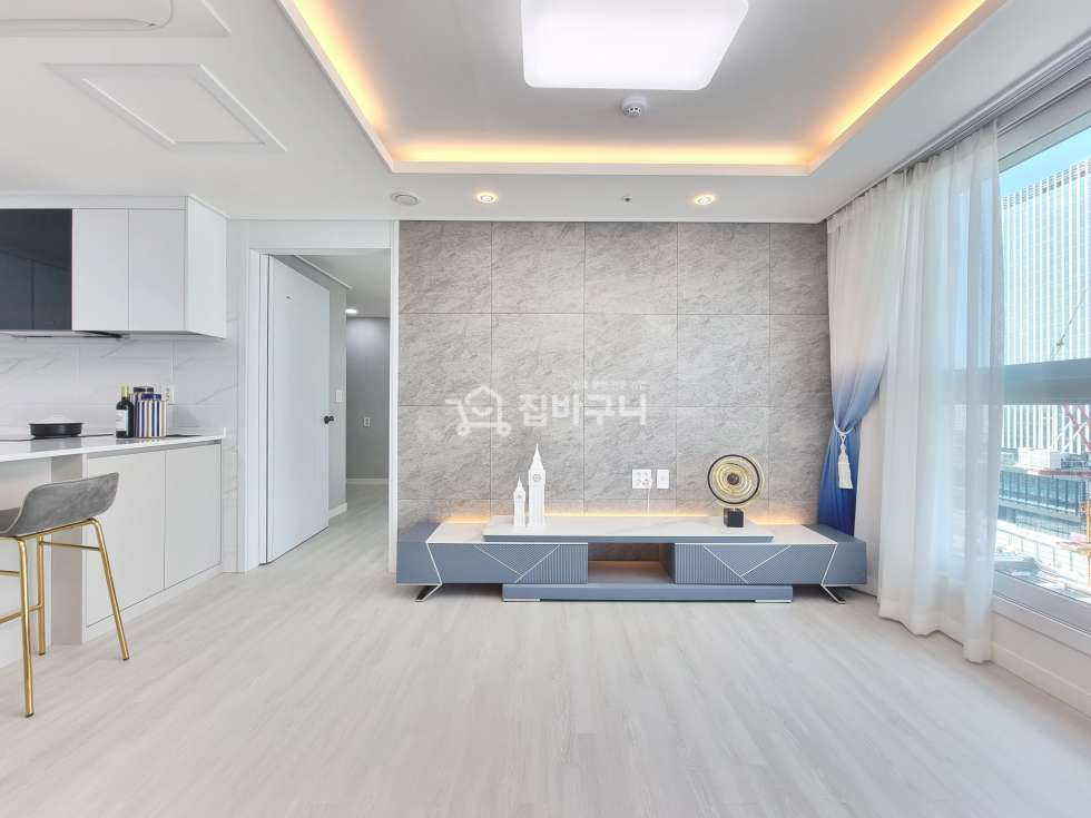 인천 서해구 청라동 청라의 중심에서 프리미엄 옵션을 가진 청라 3룸! 분양 매물번호 12554 사진 3