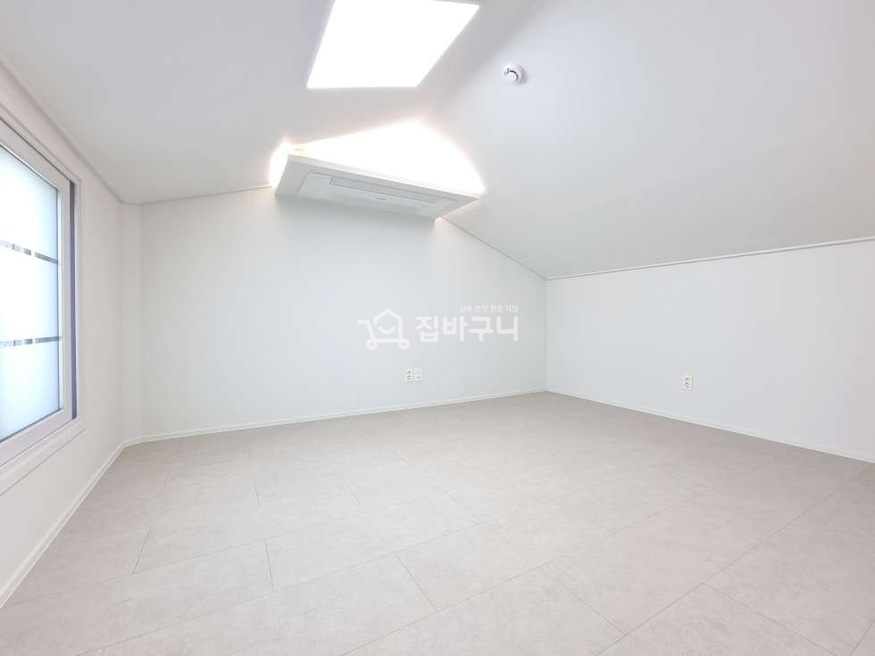 경기 안산단원구 선부동 풀옵션에 넓은 테라스까지!! 안산 선부동 복층 3룸 분양 매물번호 12549 사진 9