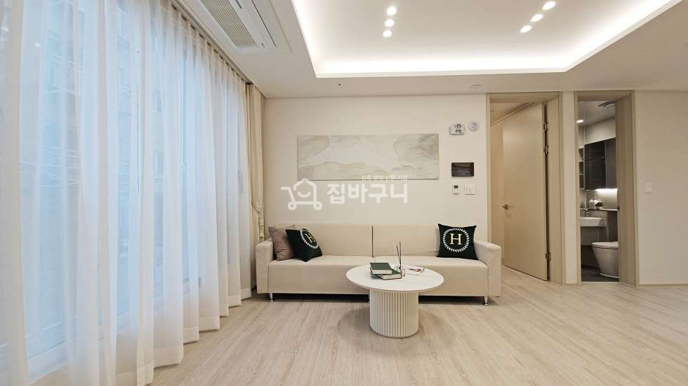 인천 부평구 십정동 최고급 인테리어 & 초역세권 동암역 도보 3분! 인천 도시형아파트 3룸 분양 매물번호 12610 사진 3