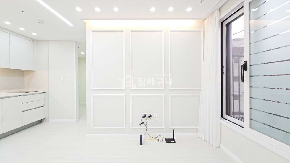 서울 양천구 신정동 [초역세권] 신정역 도보 5분! 각종 편의시설 인근에 위치해있는 서울 3룸~ 분양 매물번호 12626 사진 2