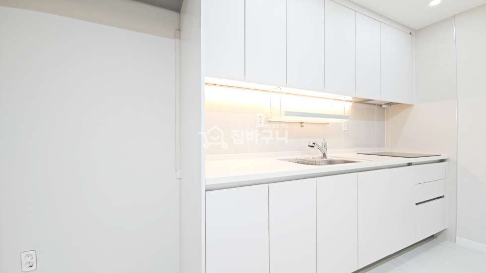 서울 양천구 신정동 [초역세권] 신정역 도보 5분! 각종 편의시설 인근에 위치해있는 서울 3룸~ 분양 매물번호 12626 사진 6