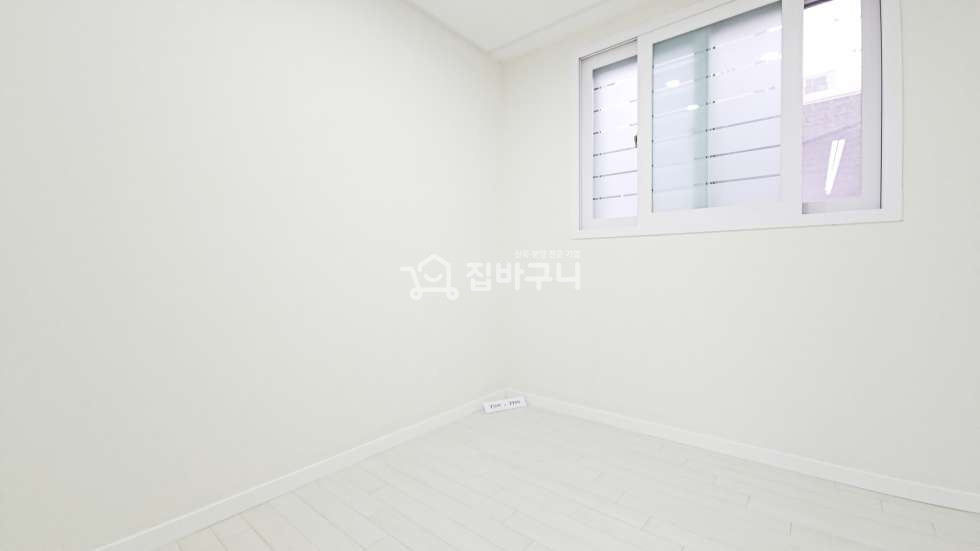서울 양천구 신정동 [초역세권] 신정역 도보 5분! 각종 편의시설 인근에 위치해있는 서울 3룸~ 분양 매물번호 12626 사진 8