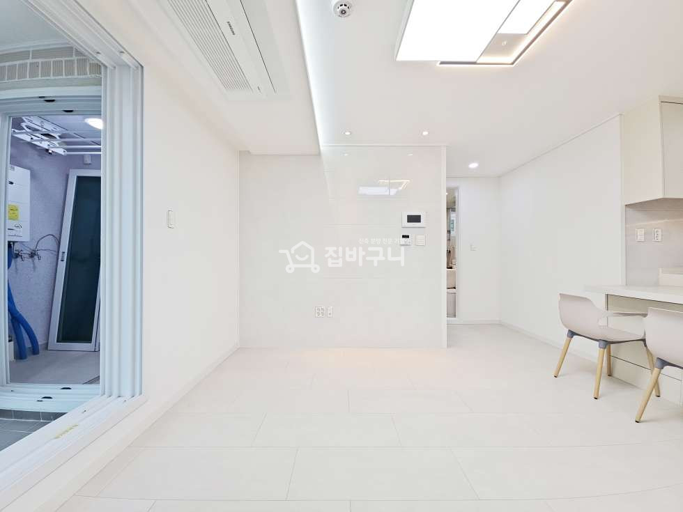 경기 수원권선구 서둔동 수원역 도보권, 수원 신축 빌라 방2 화1 구조 매물! 분양 매물번호 13973 사진 3