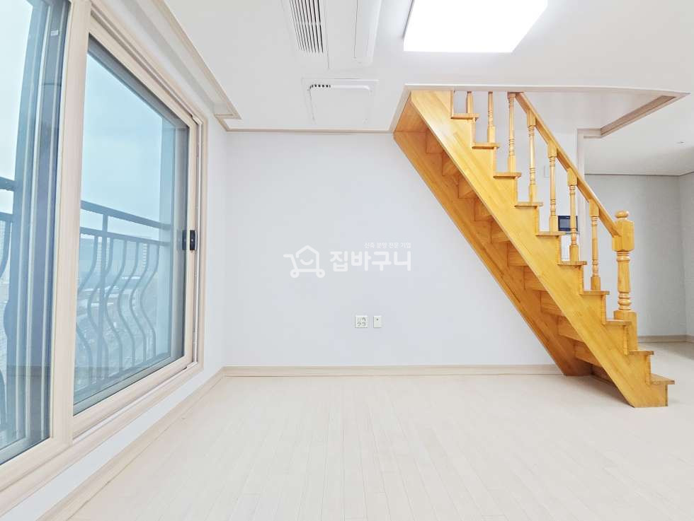 서울 구로구 구로동 구로역 도보8분! 구로 신축 아파트, 방3 복층 야외테라스까지 갖춘 매물 분양 매물번호 13963 사진 3