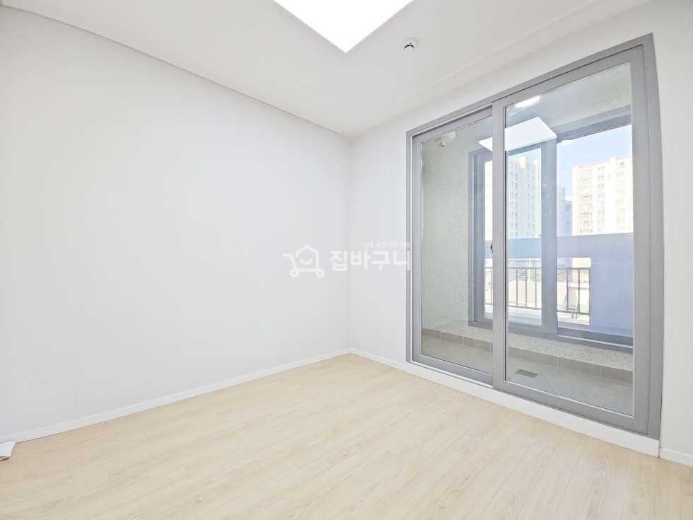 경기 수원권선구 세류동 수원 신축 빌라, 복층+테라스 구조 방3 욕실2 매물! 분양 매물번호 13960 사진 10