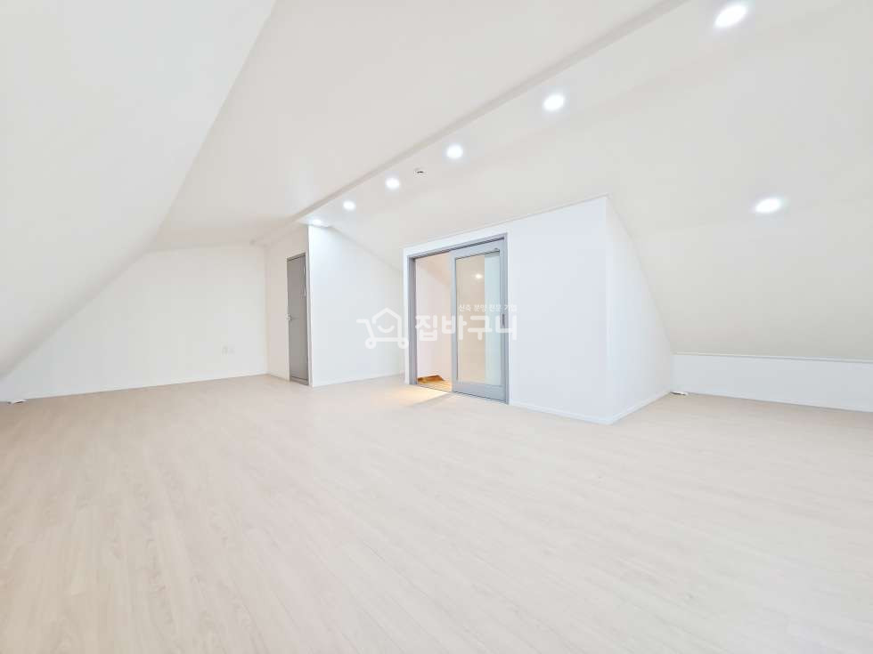 경기 수원권선구 세류동 수원 신축 빌라, 복층+테라스 구조 방3 욕실2 매물! 분양 매물번호 13960 사진 17
