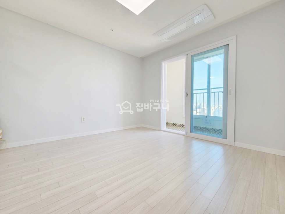 인천 부평구 부평동 ★초역세권★ 부평 신축 아파트, 부평시장역 도보 2분 쓰리룸! 분양 매물번호 13958 사진 7