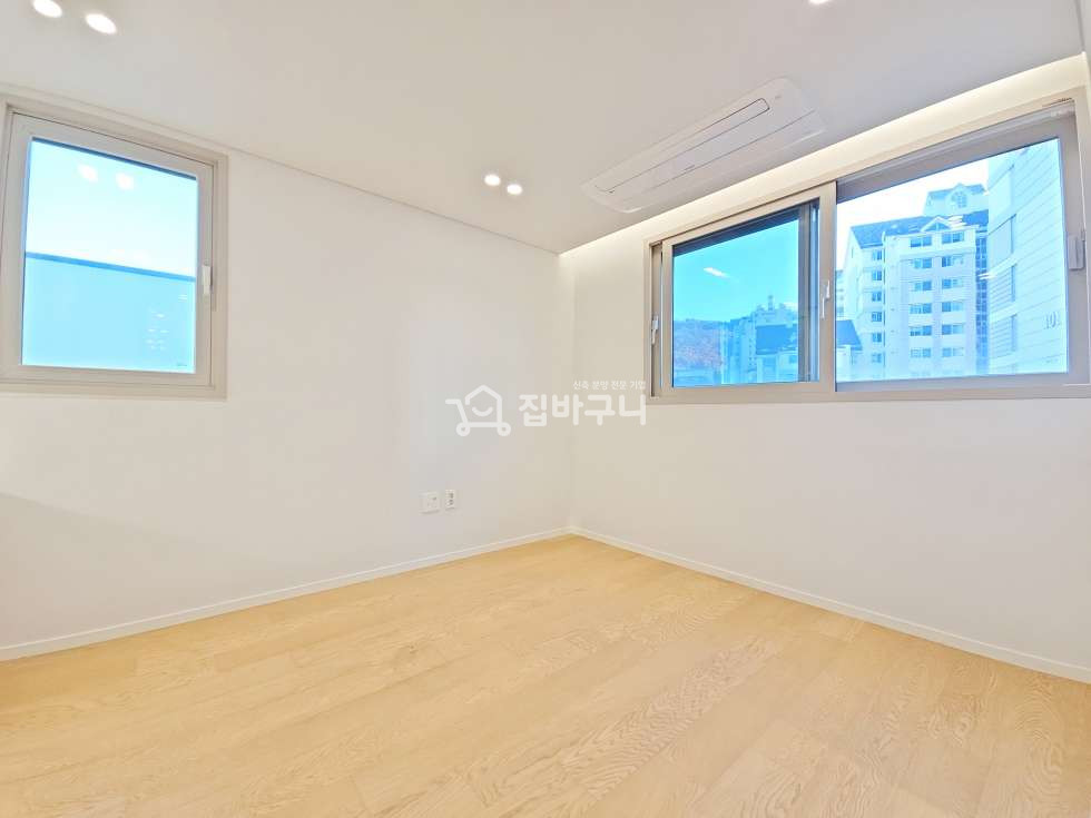 서울 서초구 서초동 서울 핵심입지 서초동 신축, 스타일러·비스포크까지 갖춘 3룸! 분양 매물번호 13892 사진 10