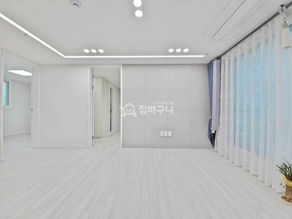 서울 금천구 독산동 서울 독산동 신축 쓰리룸, 차분하게 잘 정돈된 빌라 ♥ 분양 매물번호 13868 사진 1
