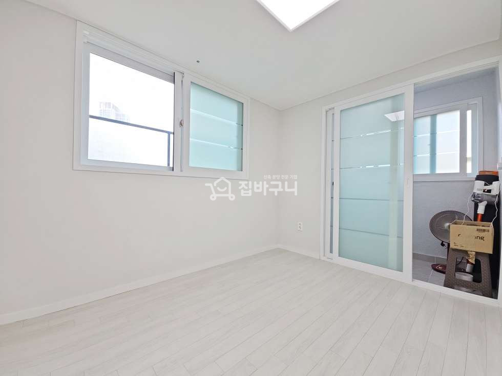 서울 금천구 독산동 서울 독산동 신축 쓰리룸, 차분하게 잘 정돈된 빌라 ♥ 분양 매물번호 13868 사진 14