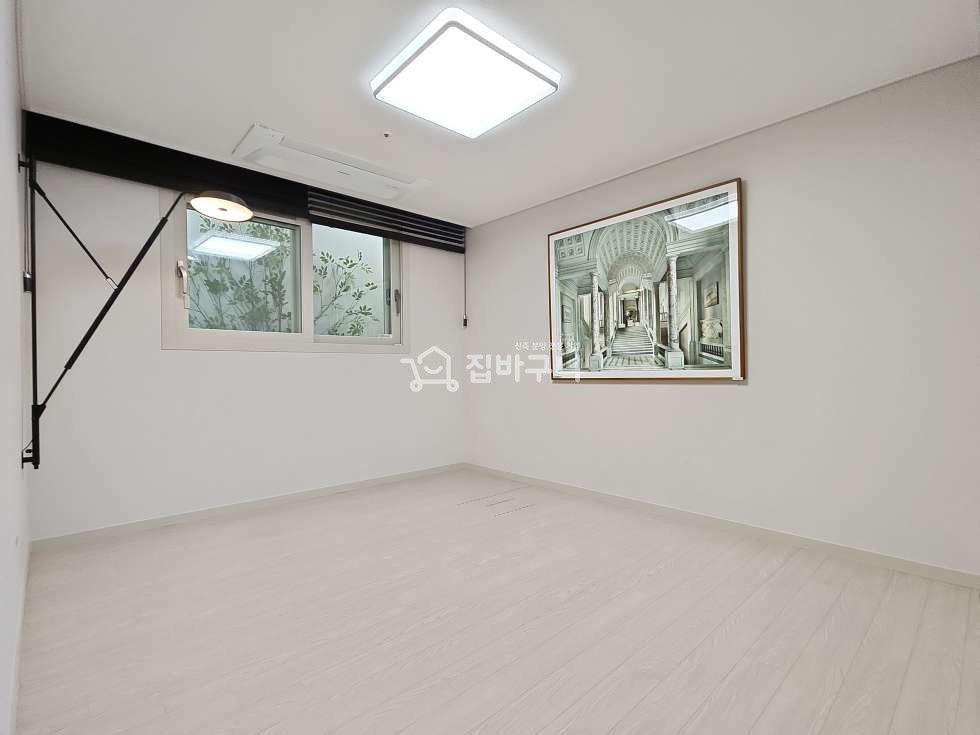 경기 안성시 신소현동 대단지 실평40평 아파트 방3화2 프리미엄 기대 현장 분양 매물번호 13858 사진 16