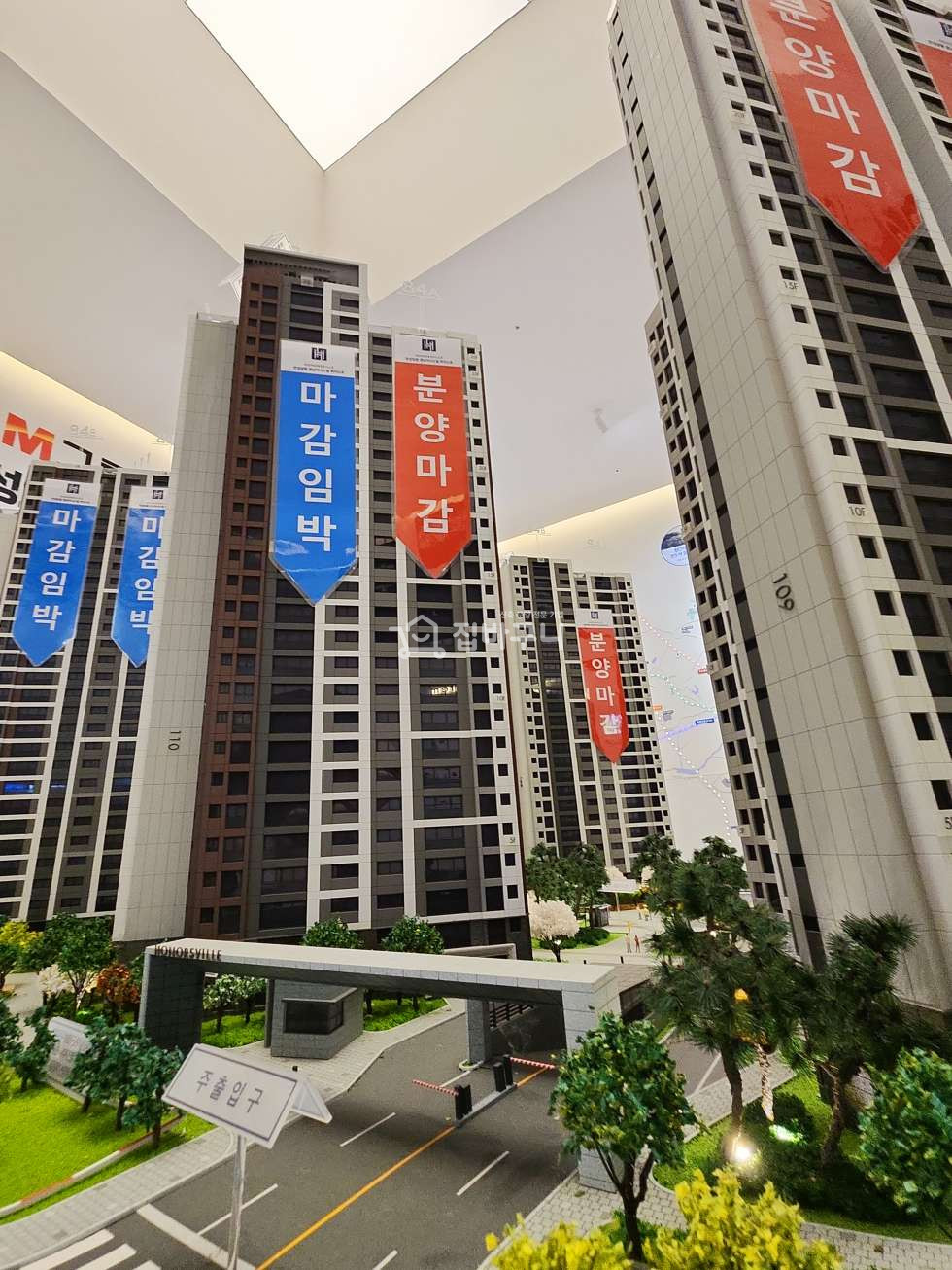 경기 안성시 신소현동 대단지 실평40평 아파트 방3화2 프리미엄 기대 현장 분양 매물번호 13858 사진 21