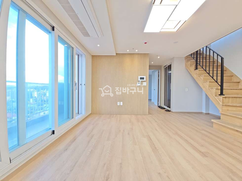 경기 부천오정구 여월동 부천 신축아파트 여월동 복층 4룸, 채광 좋은 테라스 구조! 분양 매물번호 13791 사진 1