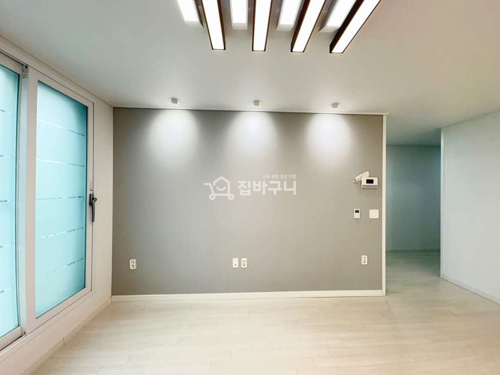 경기 수원권선구 고색동 고색역 도보 3분, 야외테라스 품은 단 13세대 수원 신축 3룸 빌라 분양 매물번호 13716 사진 3